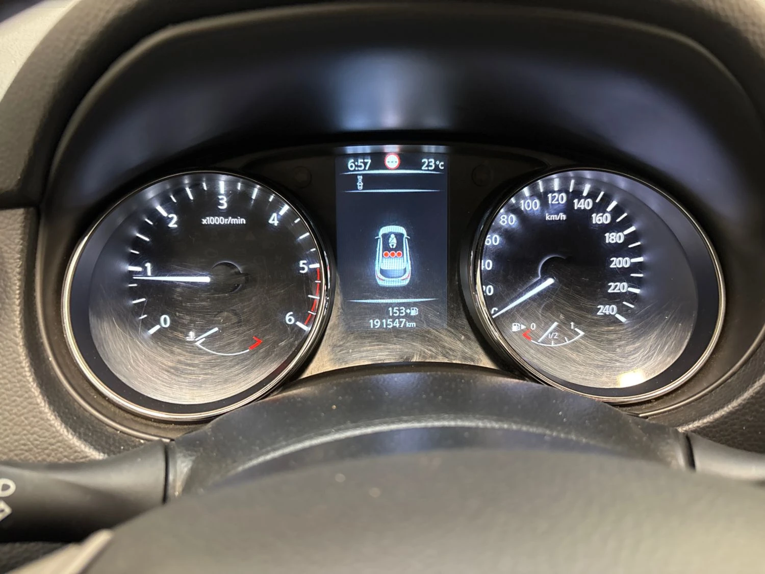 Nissan Qashqai Acenta 1.5 Дизел, снимка 5 - Автомобили и джипове - 55717312