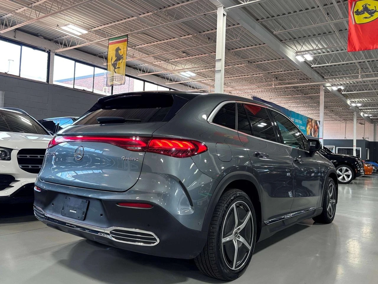 Mercedes-Benz EQE 350 4MATIC, снимка 5 - Автомобили и джипове - 56177154