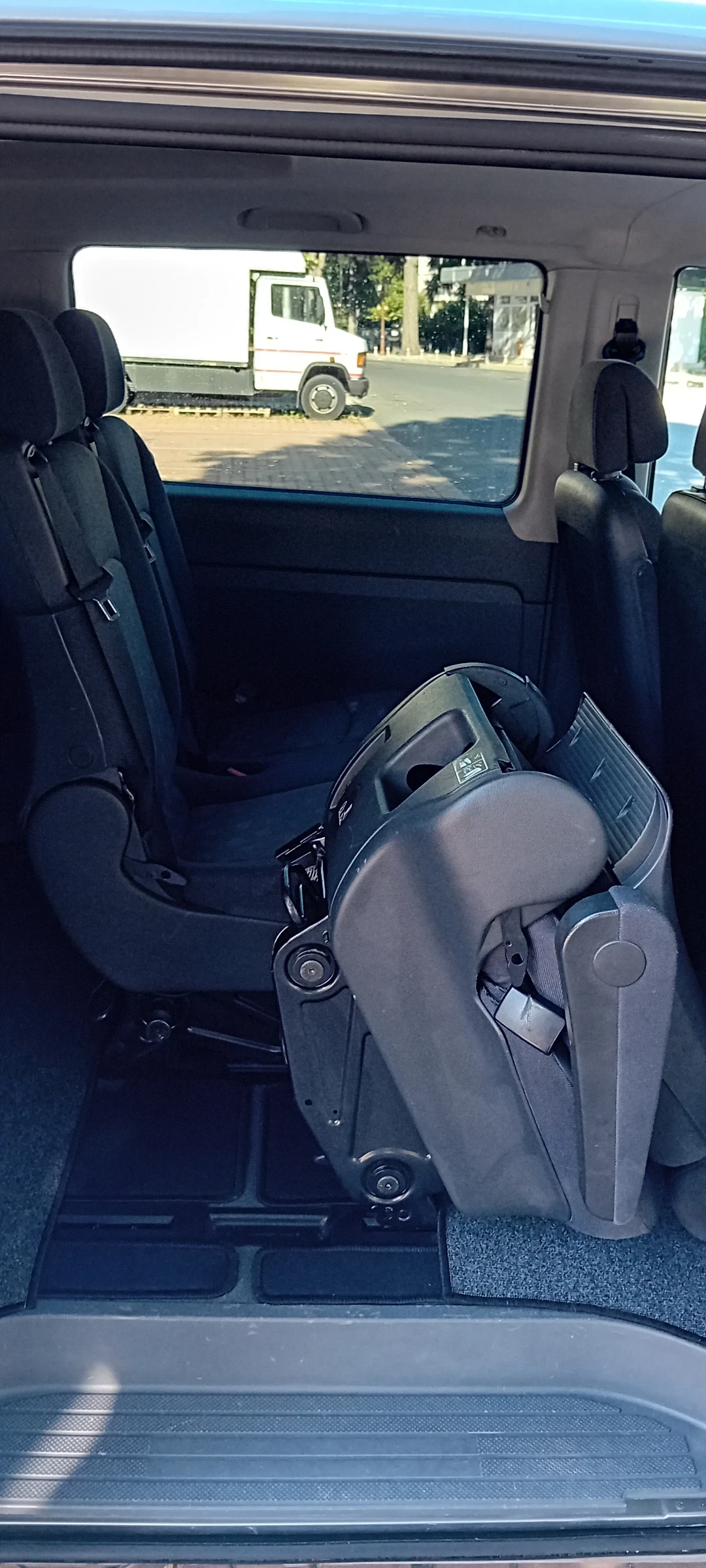 Mercedes-Benz Vito  111 - 2.2 CDI - изображение 9
