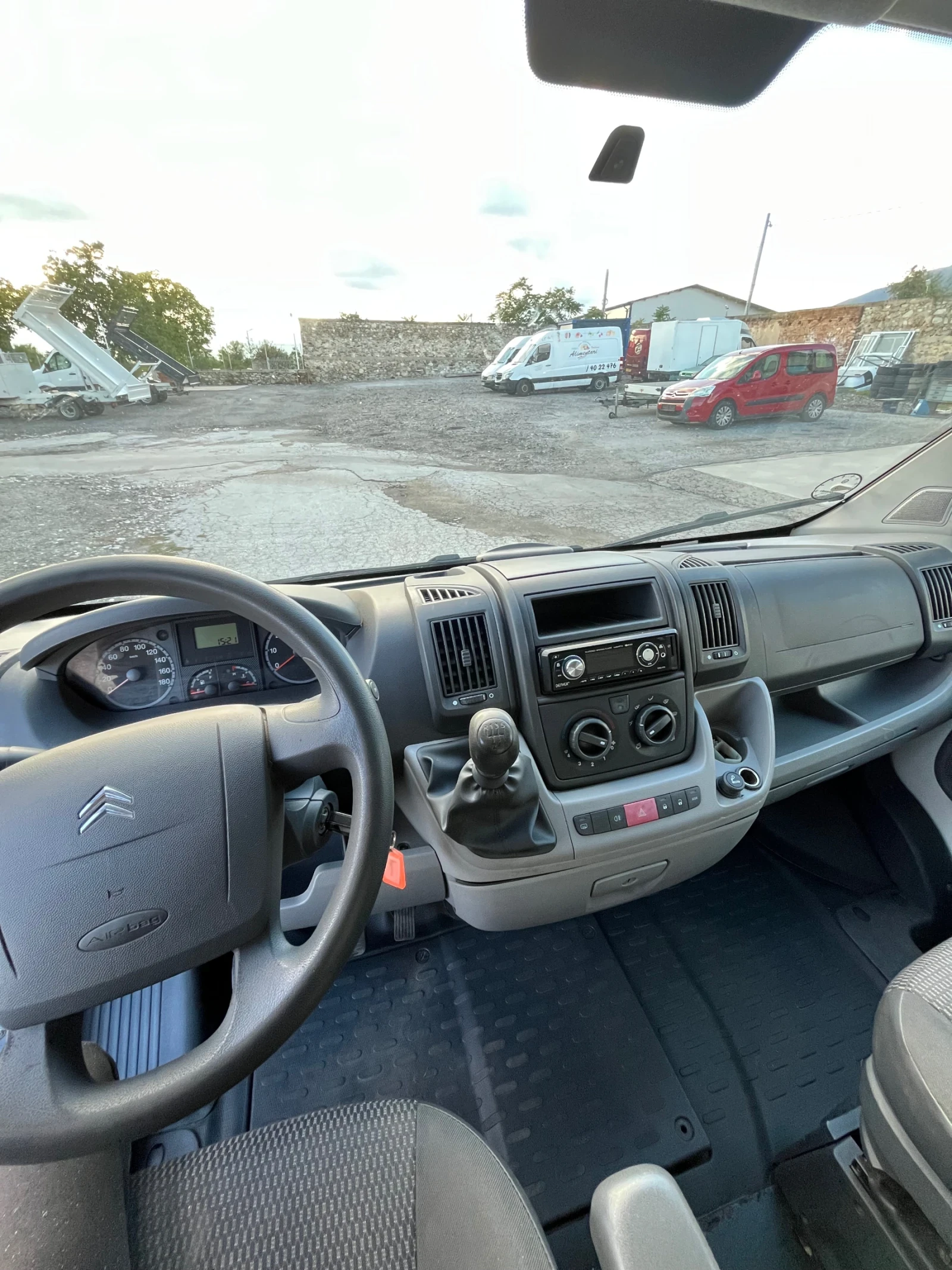 Citroen Jumper 2.2 HDI - изображение 9