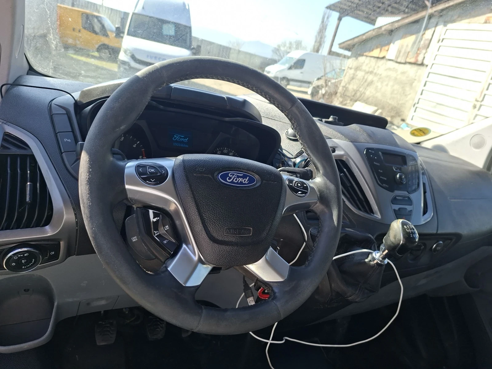 Ford Transit Custom, снимка 7 - Бусове и автобуси - 53843968