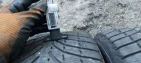 Гуми Зимни 235/55R18, снимка 4