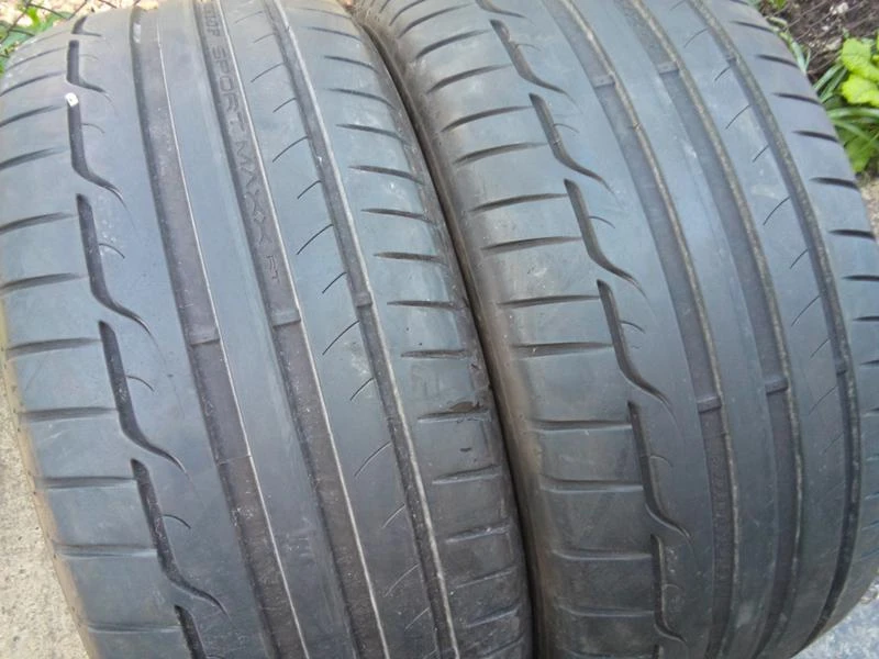 Гуми Летни 245/40R18, снимка 8 - Гуми и джанти - 18611666