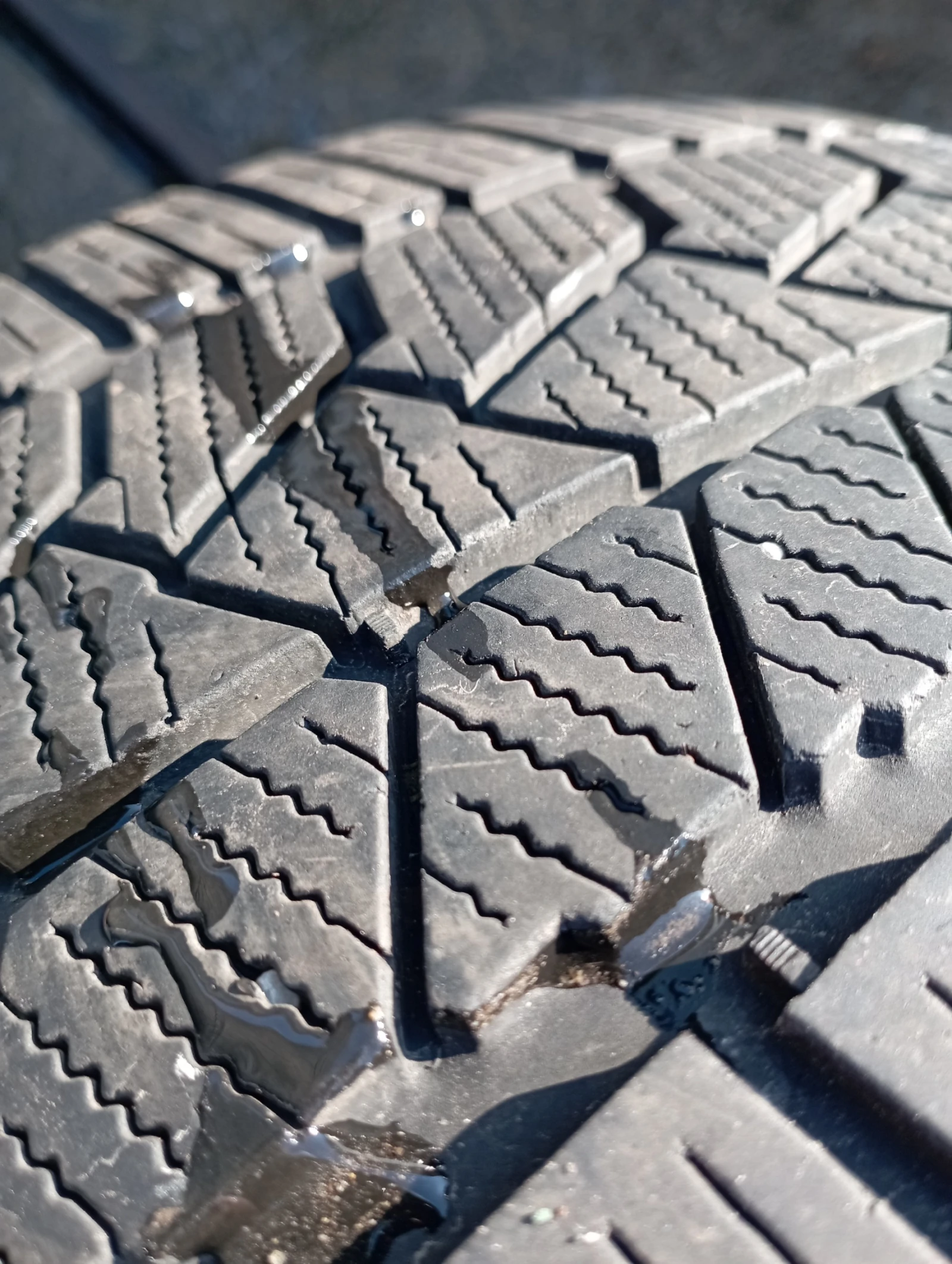  235/35R20 | Mobile.bg   3