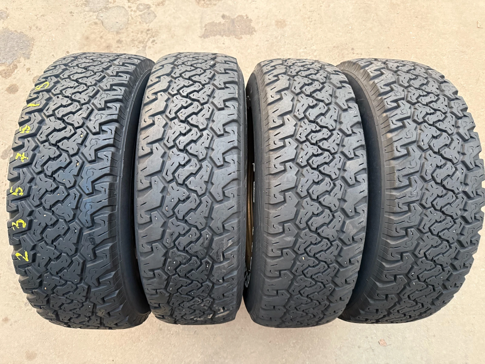 ���� 235/75R15 | Mobile.bg � ����������� 1