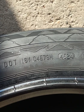 Гуми Зимни 235/65R16, снимка 11 - Гуми и джанти - 48962153