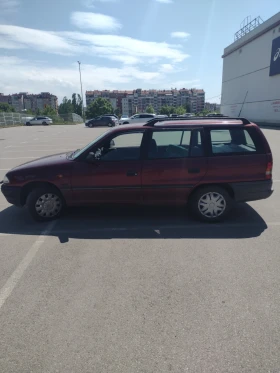 Opel Astra, снимка 1