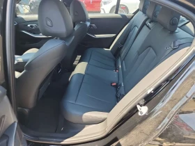 BMW 330 i xDrive/ПОДГРЕВИ/ШИБИДАХ/АВТОФИНАНСИРАНЕ, снимка 11