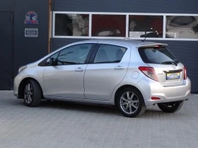 Toyota Yaris 1.3i-100k.c/Автоматик-cvt/Навигация/Камера/Euro-5B - [4] 