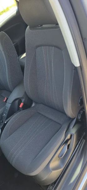 Seat Altea 1.6 TDI XL - 6150 € / 12028.35 лв. - 18399334 10