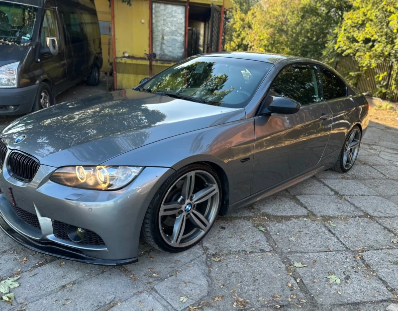 BMW 330 M PERFORMANCE e92 automatic, снимка 2 - Автомобили и джипове - 47426794