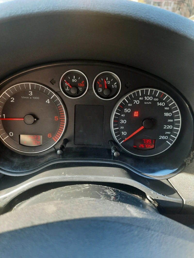 Audi A3 2.0TDI, снимка 8 - Автомобили и джипове - 48780701