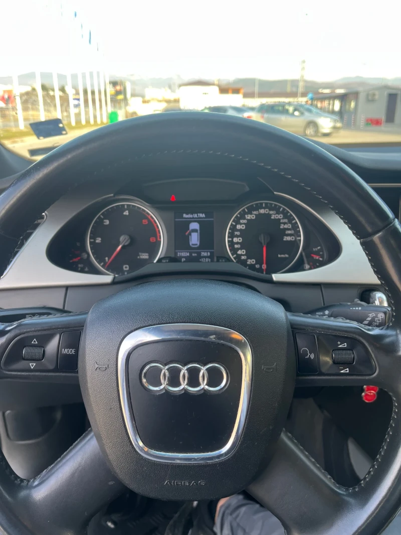 Audi A4 2.0 TDI navi avtomat, снимка 9 - Автомобили и джипове - 48932251