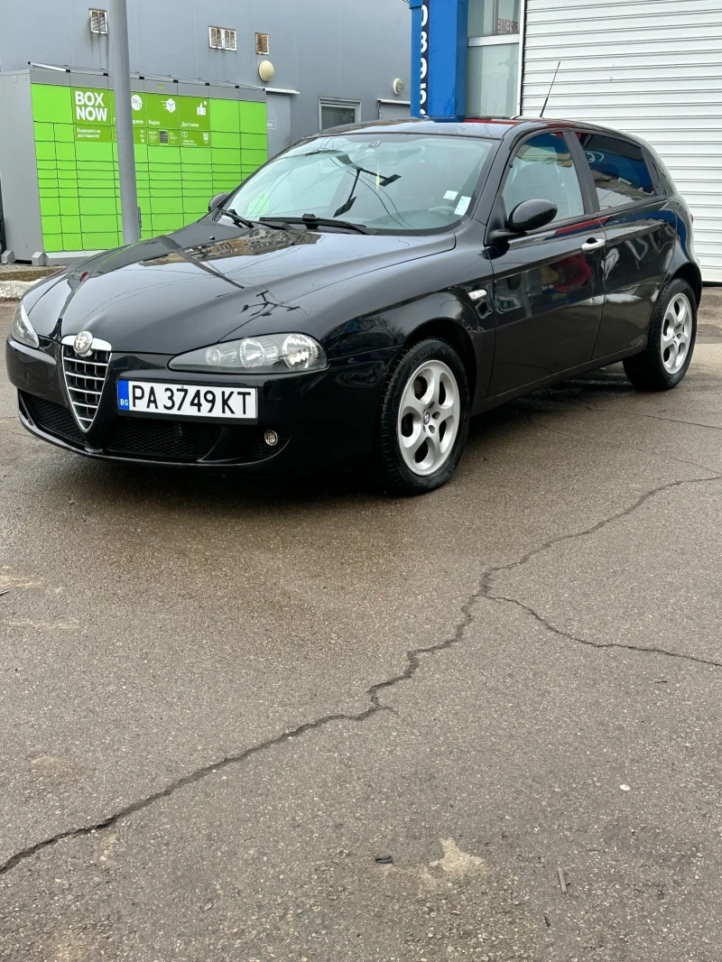 Alfa Romeo 147, снимка 1 - Автомобили и джипове - 48988524