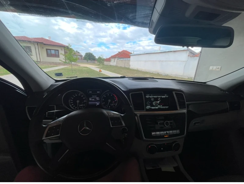 Mercedes-Benz ML 550, снимка 7 - Автомобили и джипове - 49256373