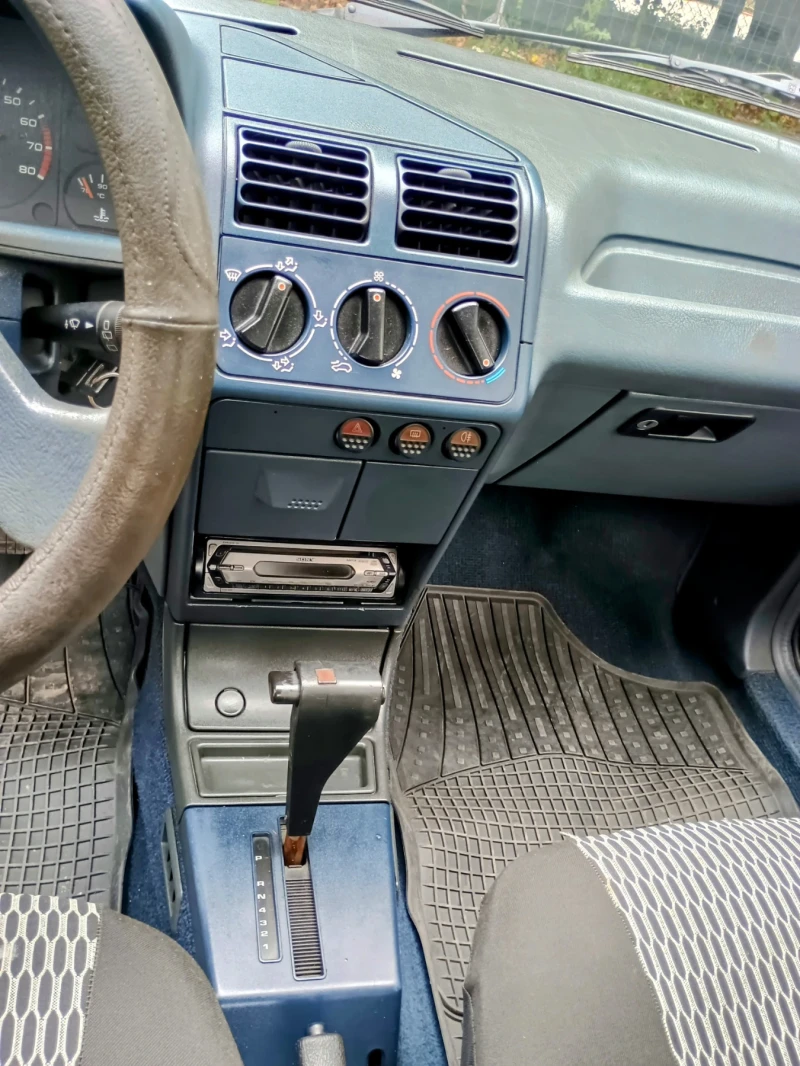 Peugeot 205, снимка 8 - Автомобили и джипове - 50420196