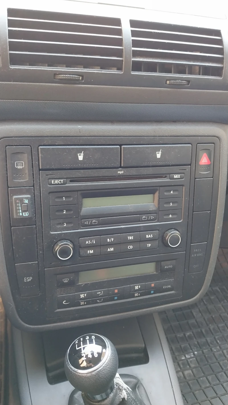 Seat Alhambra, снимка 13 - Автомобили и джипове - 52072654