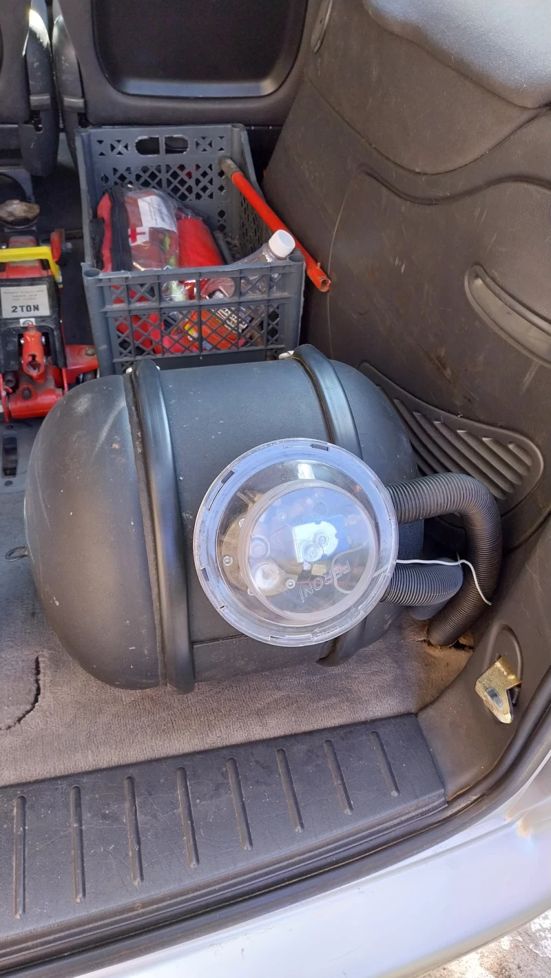 Seat Alhambra, снимка 10 - Автомобили и джипове - 52072654