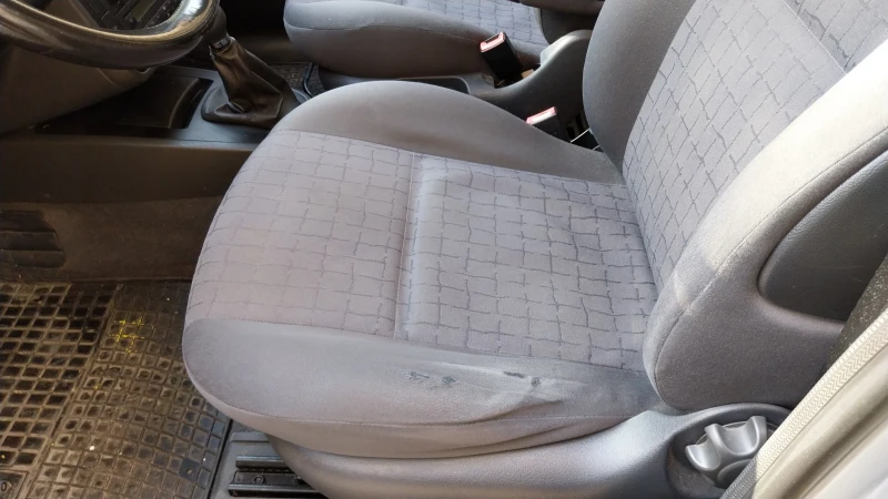 Seat Alhambra, снимка 15 - Автомобили и джипове - 52072654