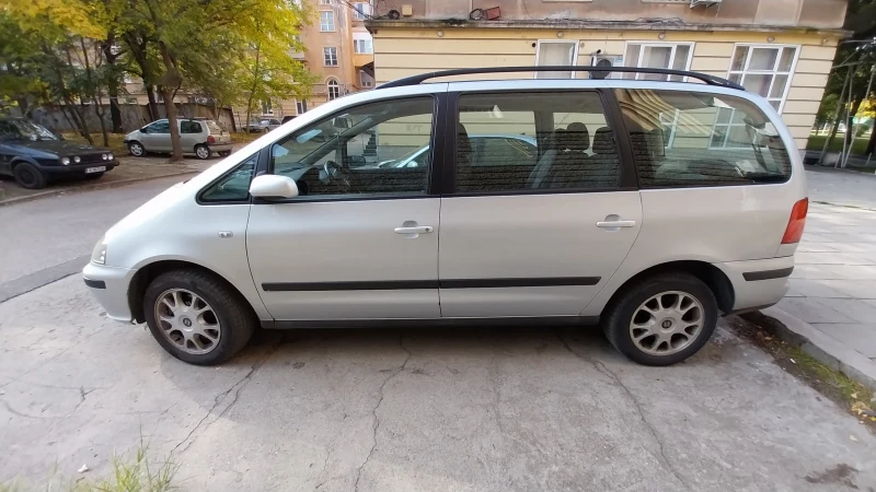 Seat Alhambra, снимка 2 - Автомобили и джипове - 52072654