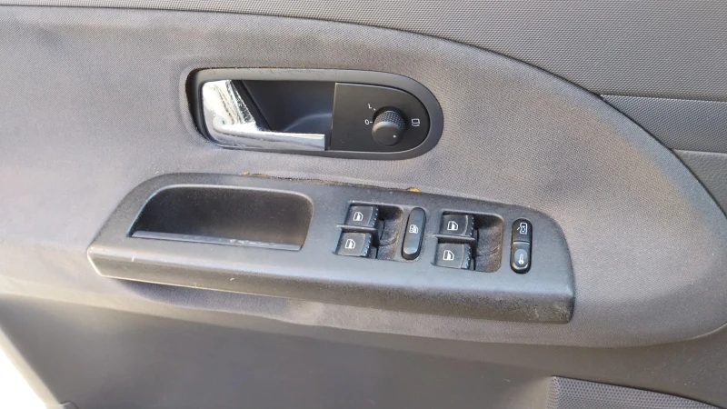 Seat Alhambra, снимка 14 - Автомобили и джипове - 52072654