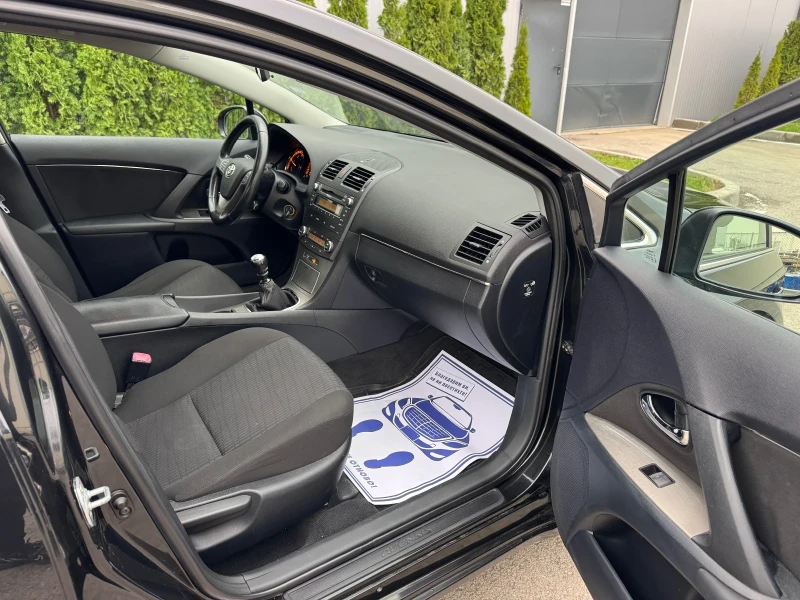 Toyota Avensis 2.0D-4D Регистриран/Обслужен!!!, снимка 14 - Автомобили и джипове - 52776340