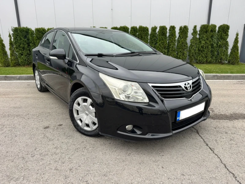 Toyota Avensis 2.0D-4D Регистриран/Обслужен!!!, снимка 3 - Автомобили и джипове - 52776340