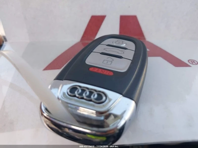 Audi S4 * 3.0T PREMIUM PLUS * CARFAX * БЕЗ ПЪРВОНАЧАЛНА ВН, снимка 11 - Автомобили и джипове - 53034331