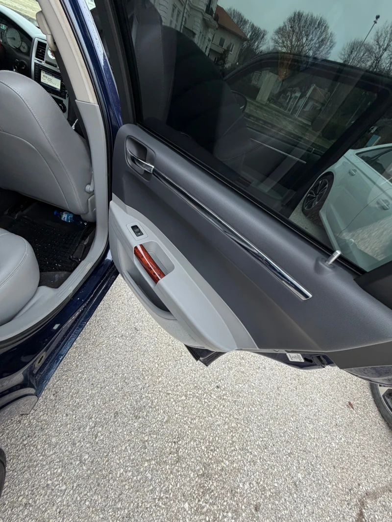 Chrysler 300c 218h.p;Koja;Navi;TOP TOP, снимка 10 - Автомобили и джипове - 53303880