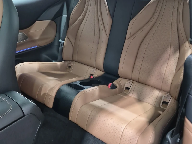 Mercedes-Benz CLE 300| CARFAX| ПАНОРАМА| ДИСТРОНИК| БЕЗ ИНЦИДЕНТИ, снимка 13 - Автомобили и джипове - 53370008