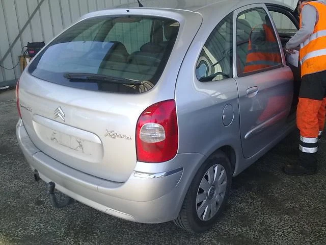 Citroen Xsara picasso 1.6 HDI/1.6i /1.8i 16V, снимка 13 - Автомобили и джипове - 11010097