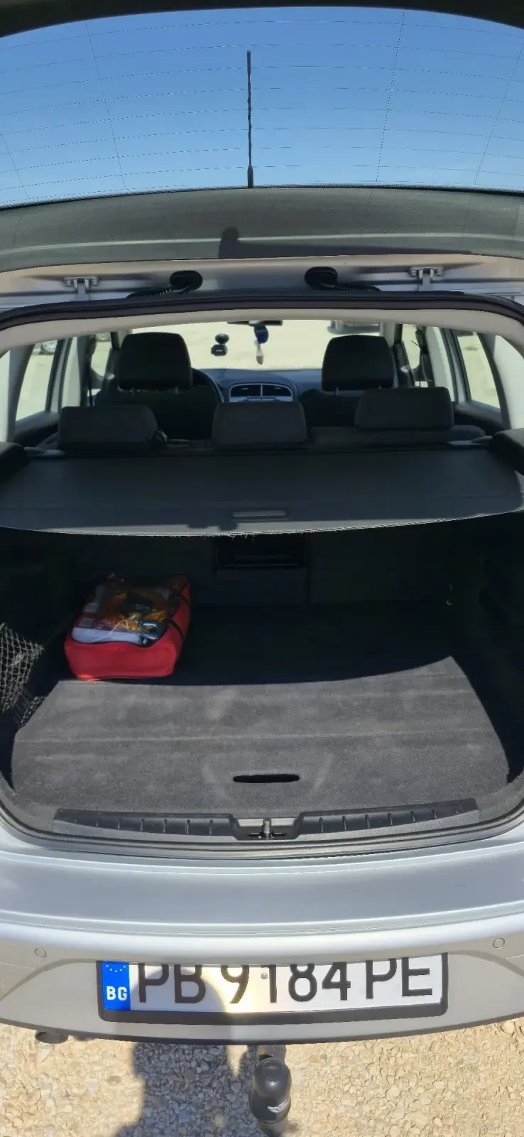 Seat Altea 1.6 TDI XL, снимка 11 - Автомобили и джипове - 54243388