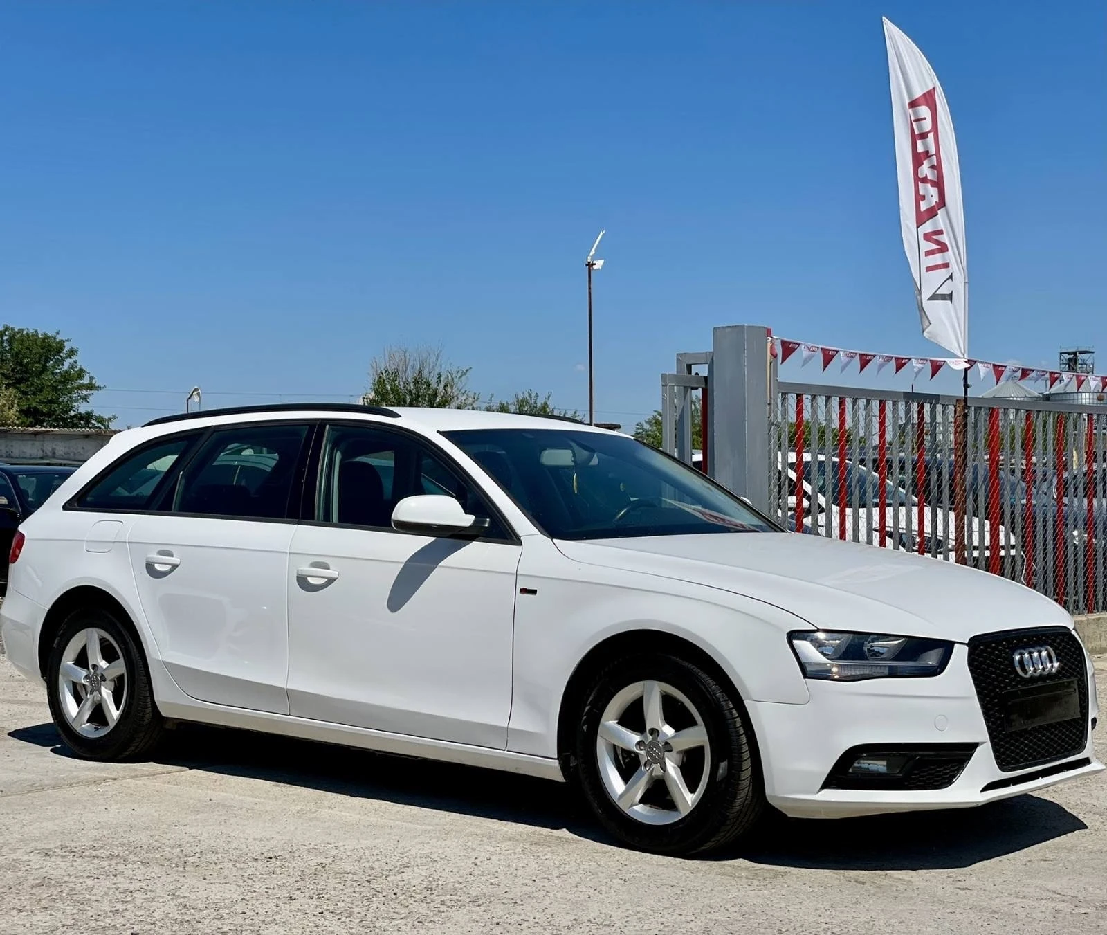 Audi A4 2.0TDI, S LINE / QUATTRO - [1] 