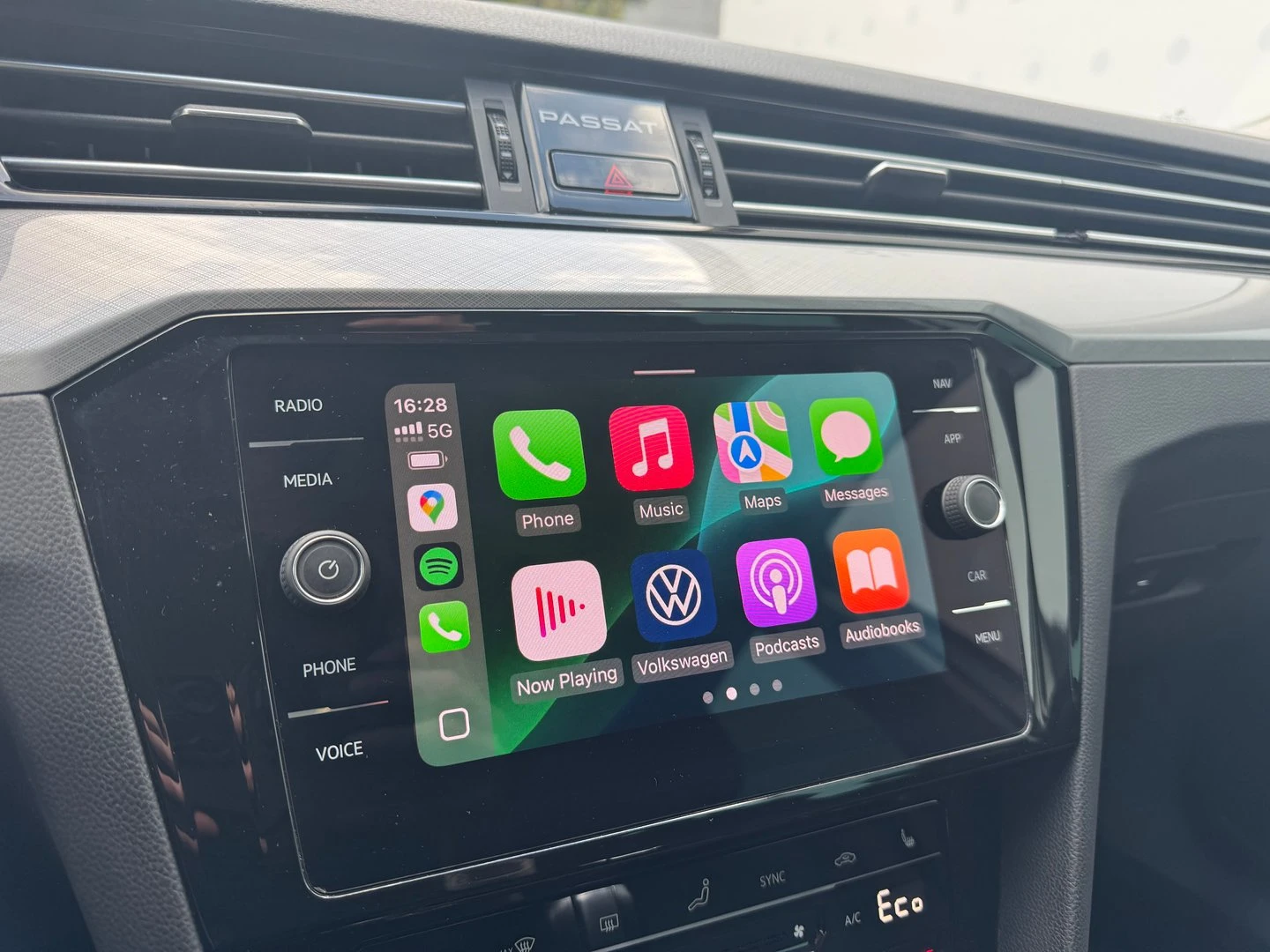 VW Passat VW Passat Var GTE Plug-In-Hybrid 1.4 TSI | Mobile.bg — изображение 15