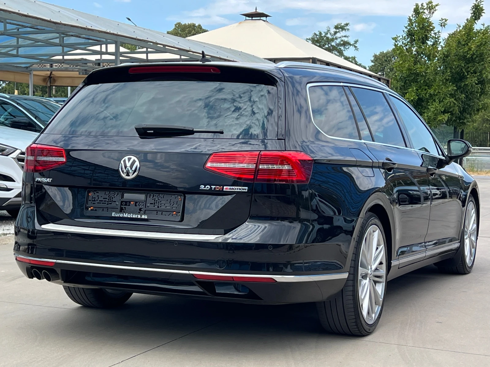 VW Passat 2.0TDI-190ps, 4-MOTION-HIGHLINE-FULL SERVICE VW!!! - изображение 5