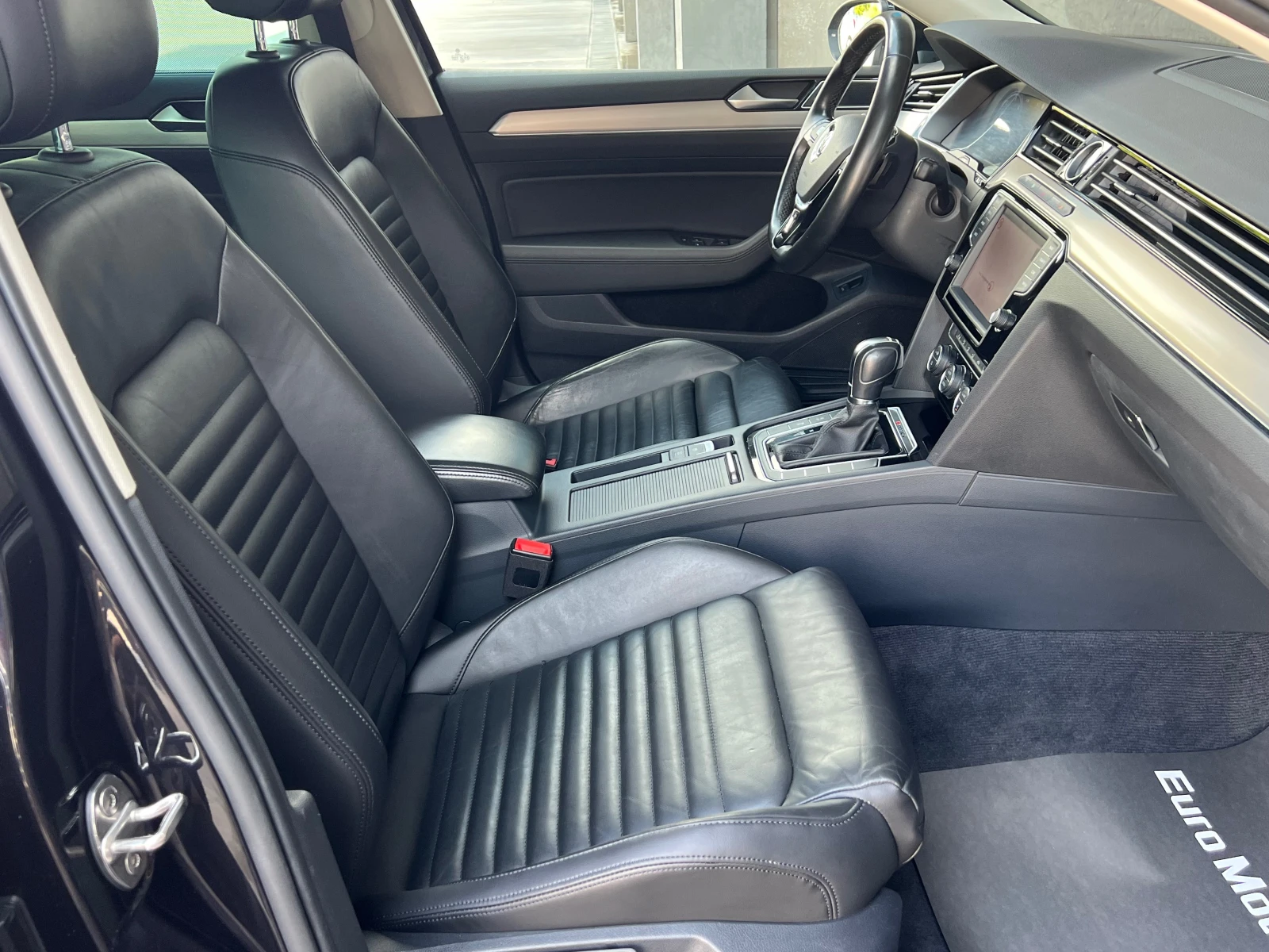 VW Passat 2.0TDI-190ps, 4-MOTION-HIGHLINE-FULL SERVICE VW!!! - изображение 10