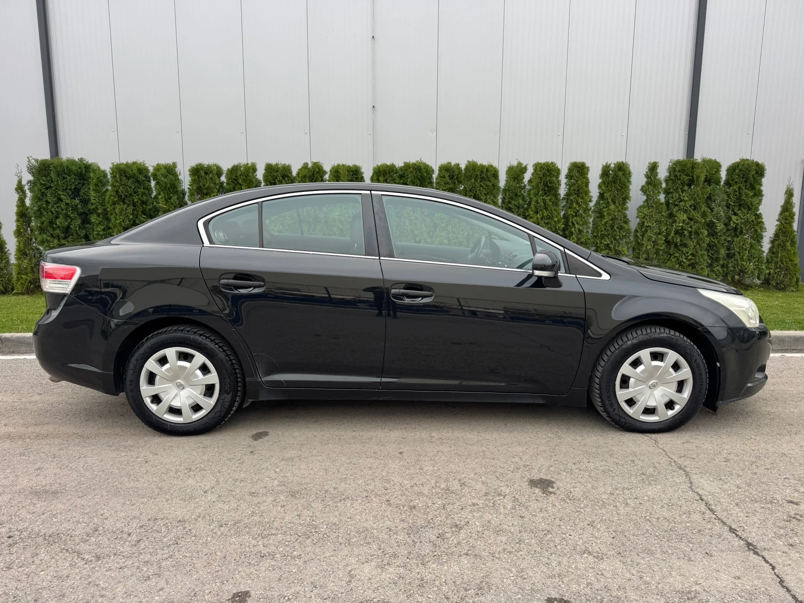 Toyota Avensis 2.0D-4D Регистриран/Обслужен!!! - изображение 8