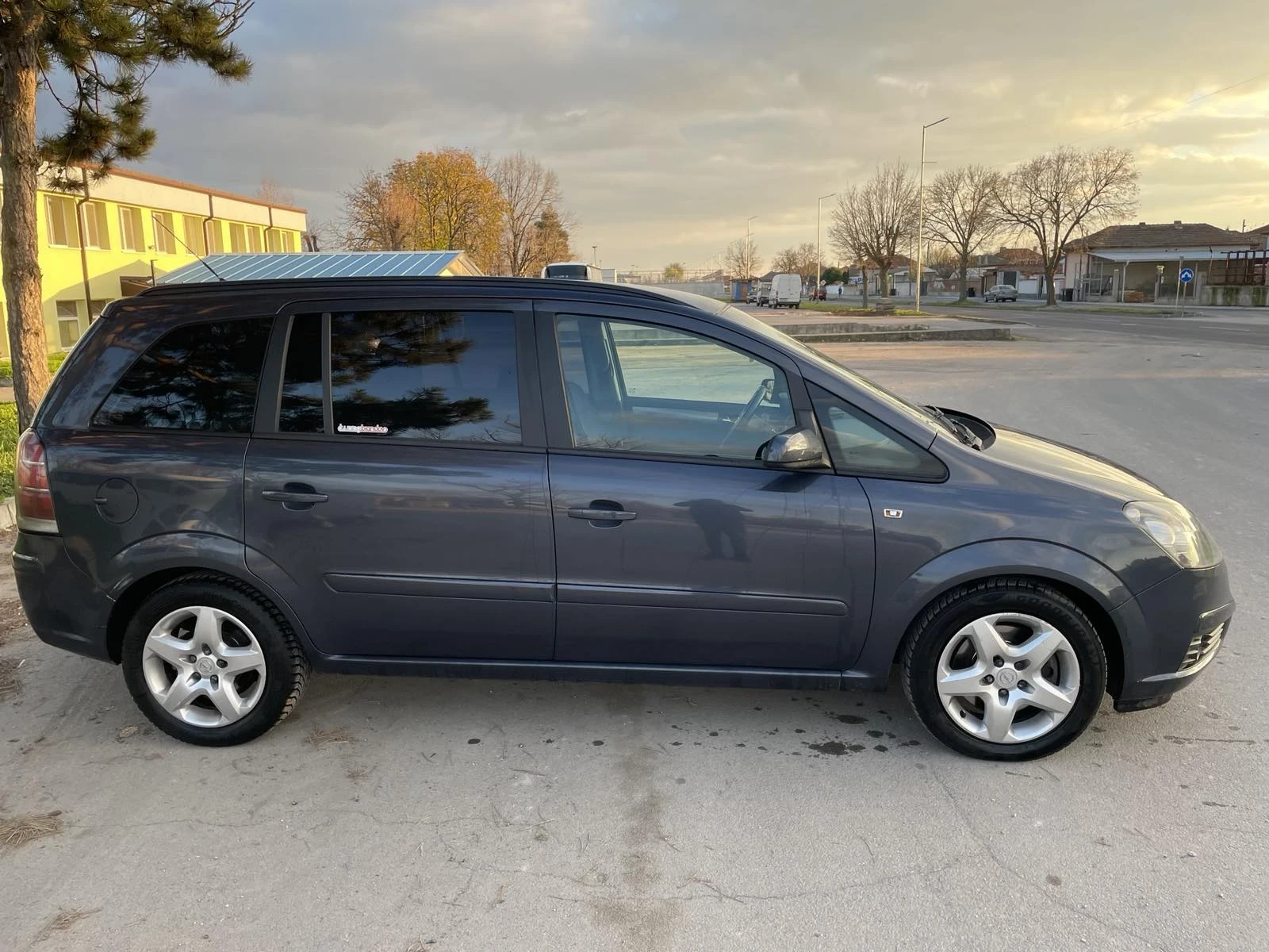 Opel Zafira 1.9 CDTI | Mobile.bg � ����������� 9