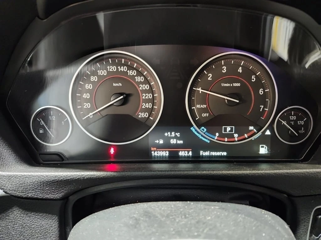 BMW 330 * 330I XDRIVE * CARFAX * БЕЗ ПЪРВОНАЧАЛНА ВНОСКА - изображение 9