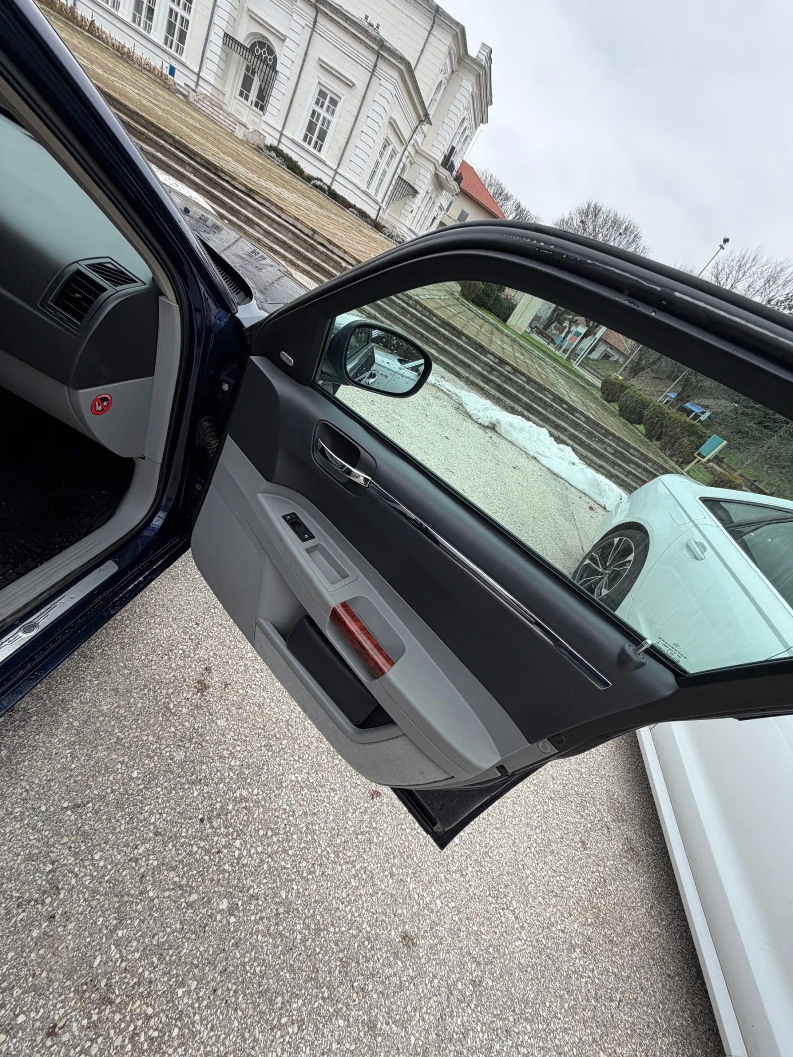 Chrysler 300c 218h.p;Koja;Navi;TOP TOP | Mobile.bg � ����������� 16