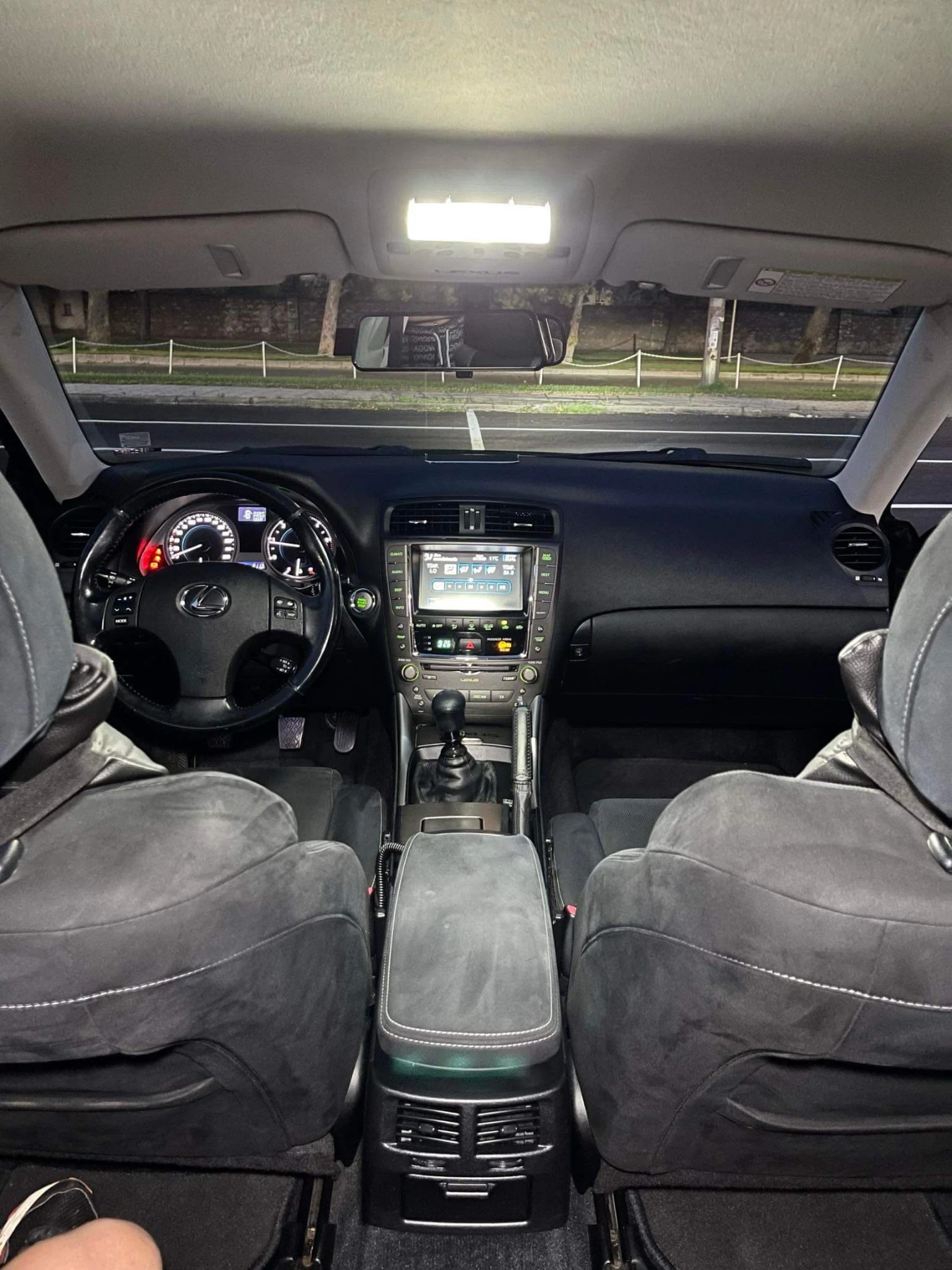 Lexus IS 220d 2.2 | Mobile.bg � ����������� 14