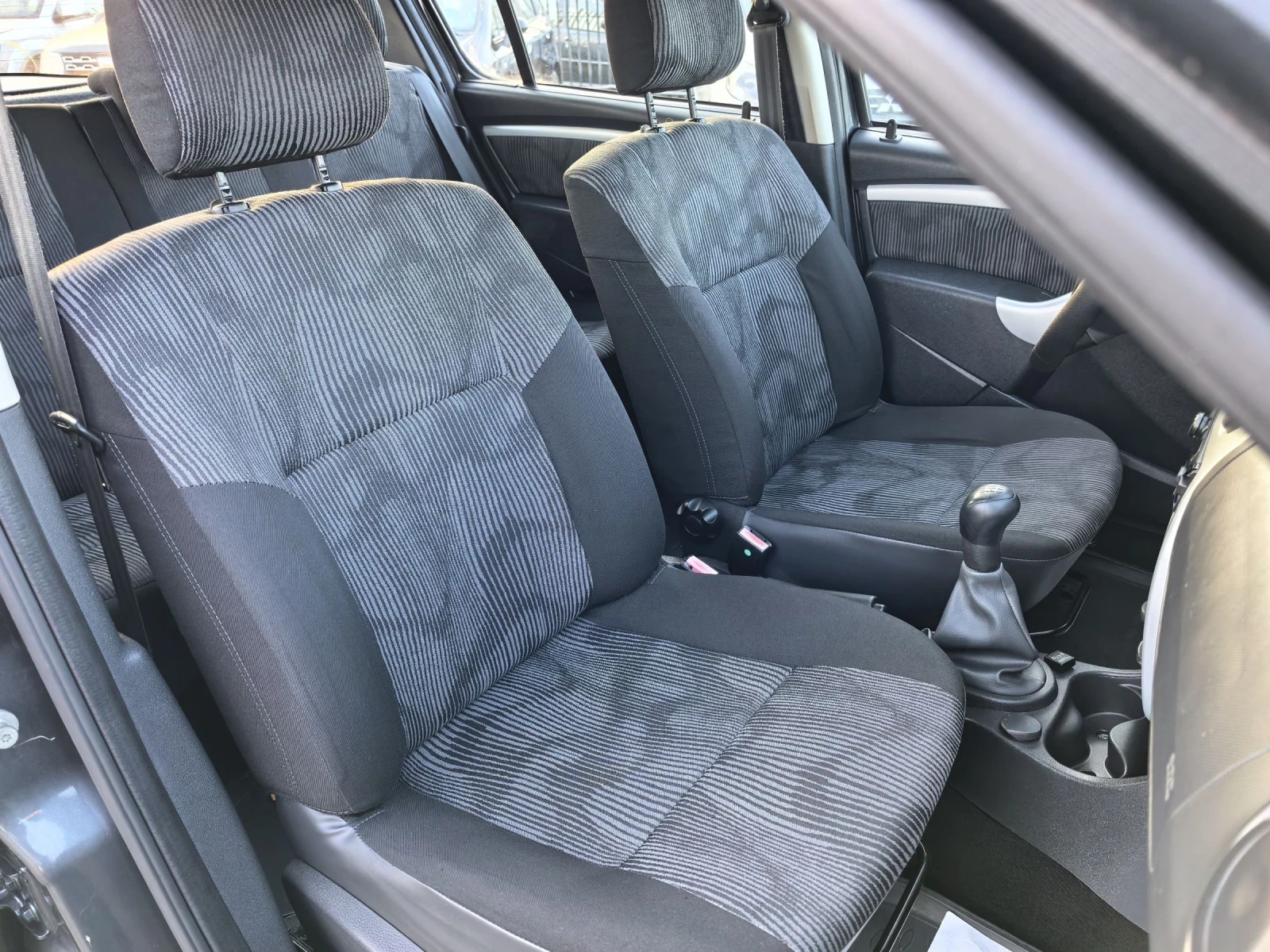 Dacia Sandero 1, 4i GPL | Mobile.bg � ����������� 12