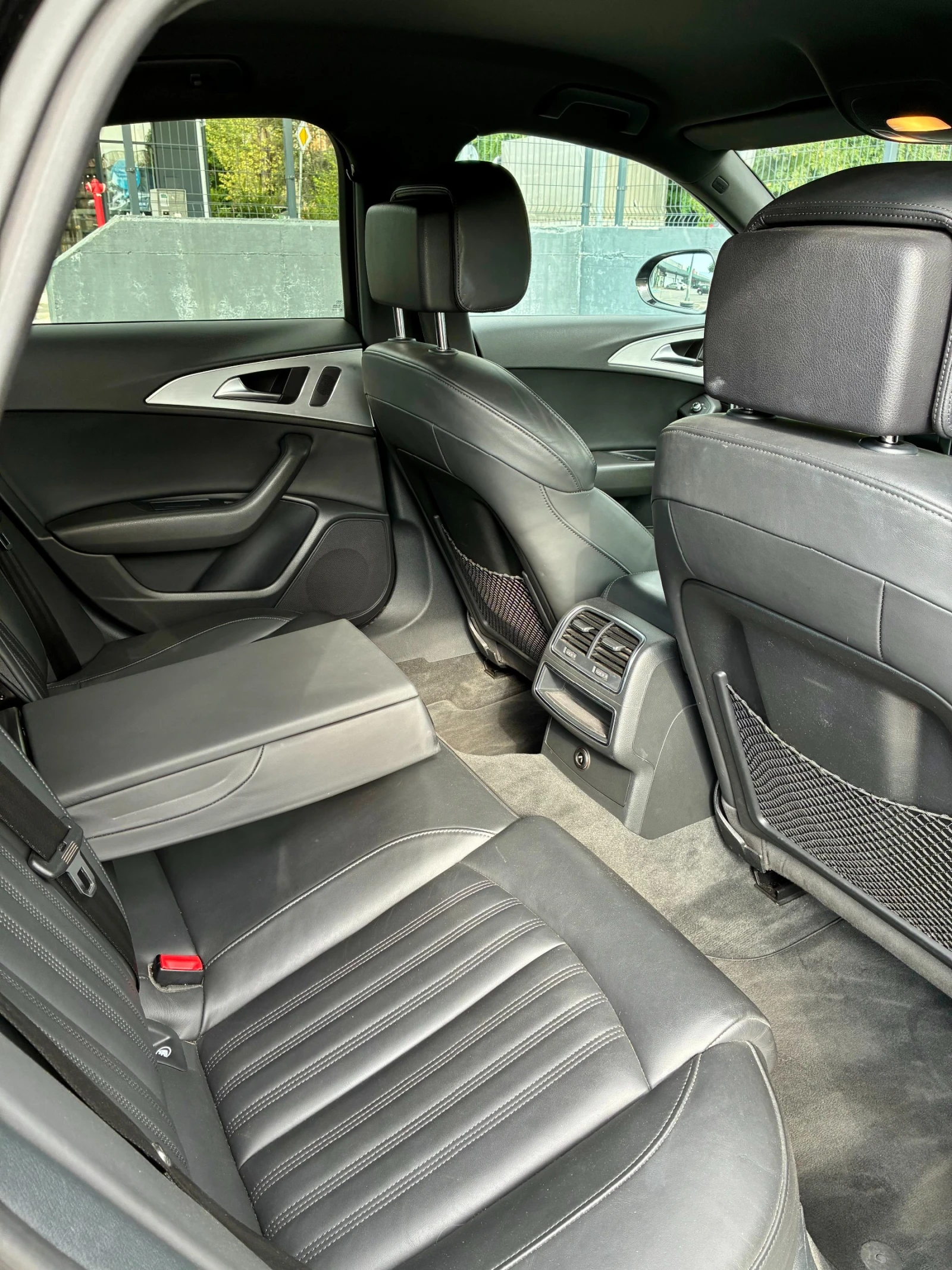 Audi A6 Sline Quattro 3.0TDI Германия FULL SERVICE, снимка 12 - Автомобили и джипове - 54111087