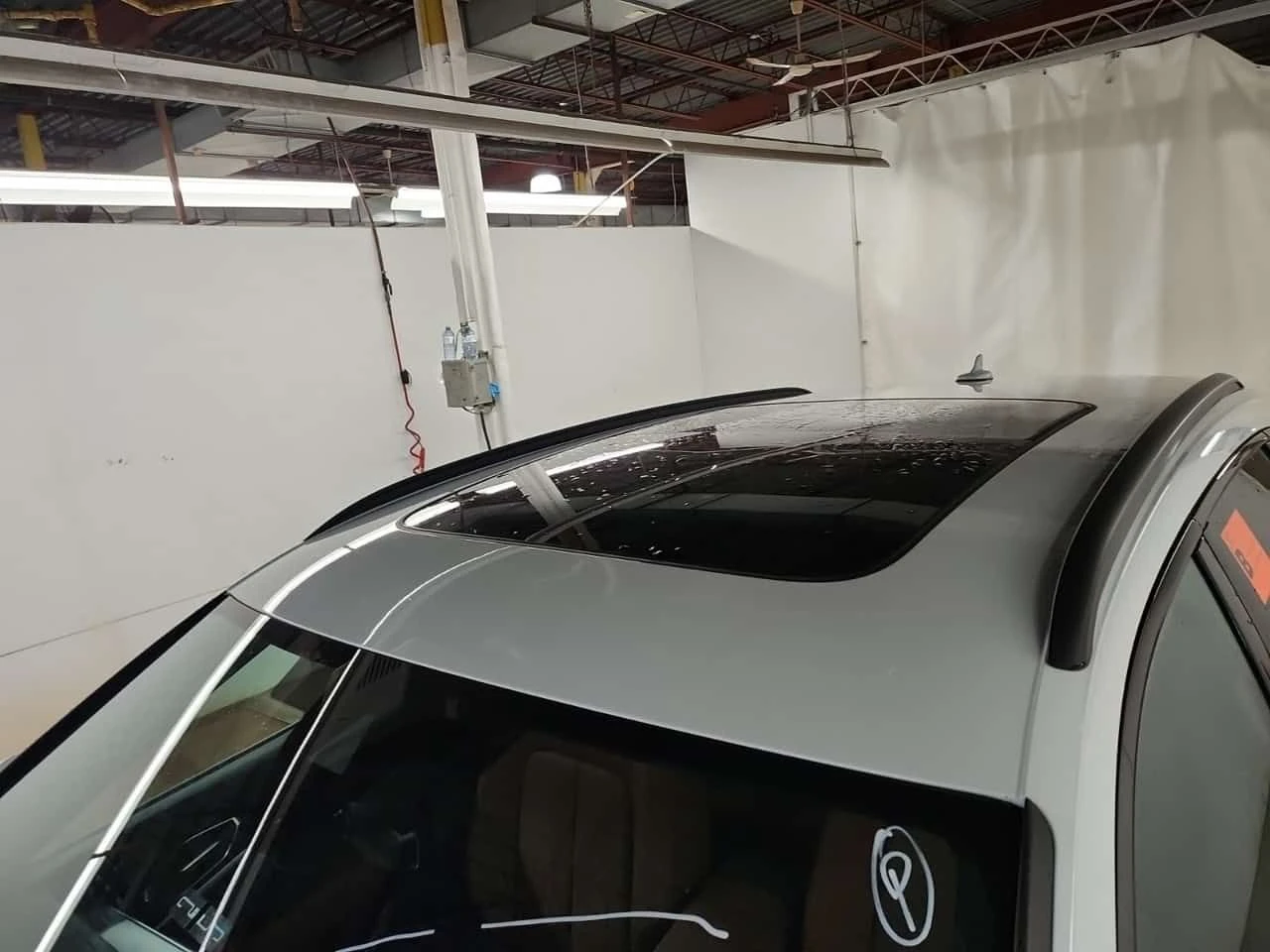 Audi E-Tron * PROGRESSIV * 2 КЛЮЧА * ОБДУХВАНЕ * 360, снимка 7 - Автомобили и джипове - 54209430