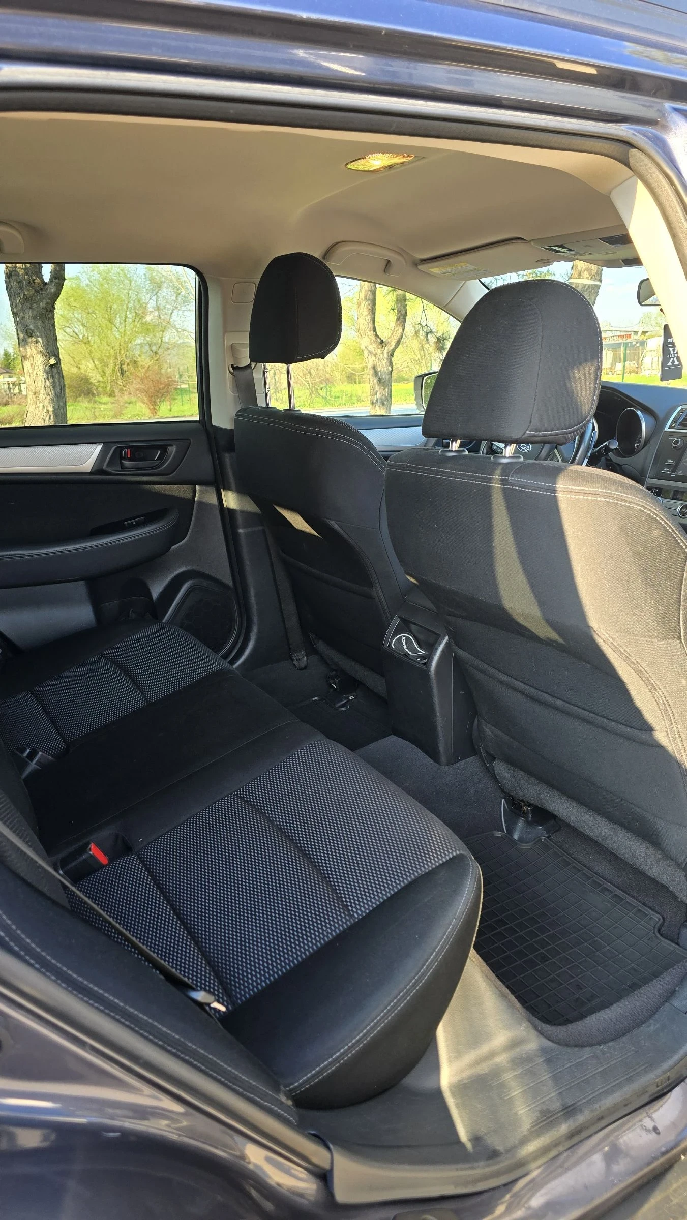 Subaru Outback Gas, снимка 4 - Автомобили и джипове - 54296583