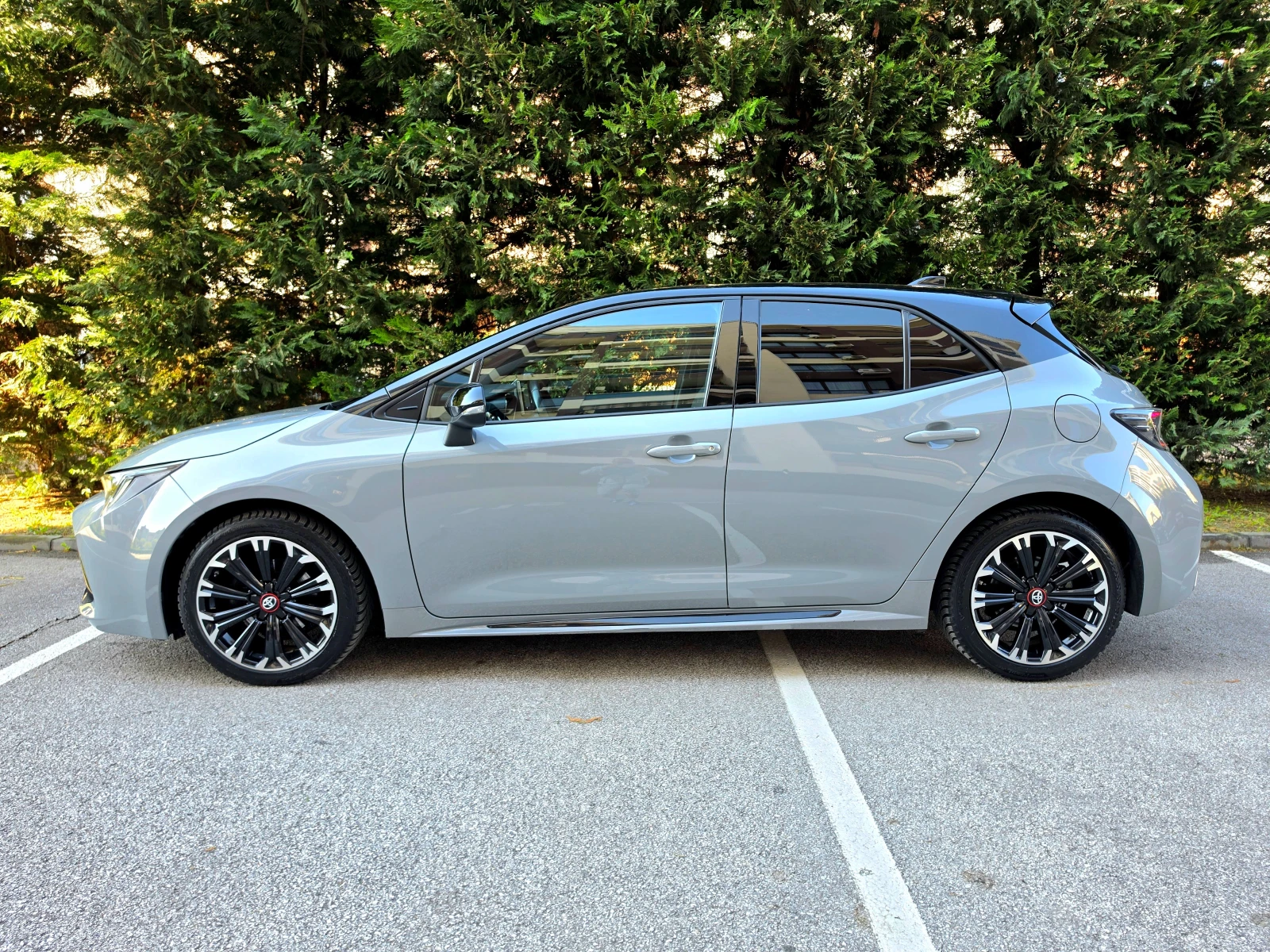 Toyota Corolla 1.8* XYBRID* GR-SPORT* EXECUTIVE* NARDO GREY*  | Mobile.bg � ����������� 8