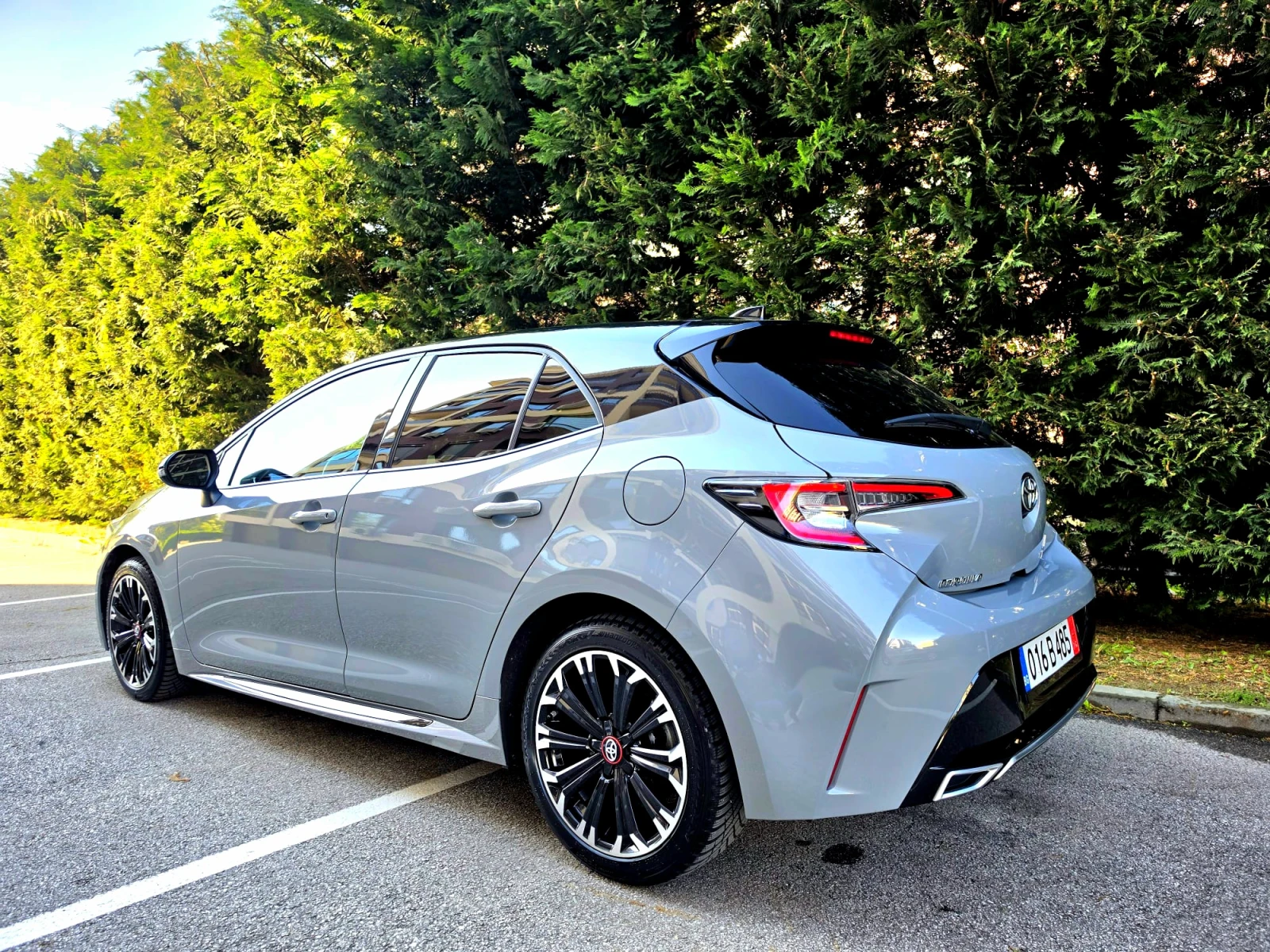 Toyota Corolla 1.8* XYBRID* GR-SPORT* EXECUTIVE* NARDO GREY*  | Mobile.bg � ����������� 7