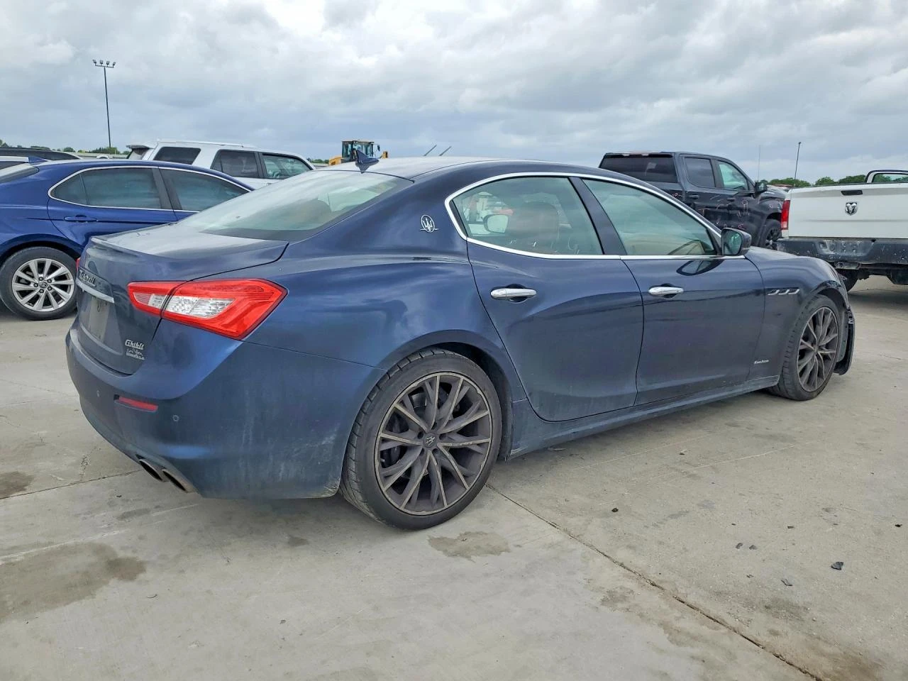 Maserati Ghibli 3.0l S, снимка 3 - Автомобили и джипове - 54975031