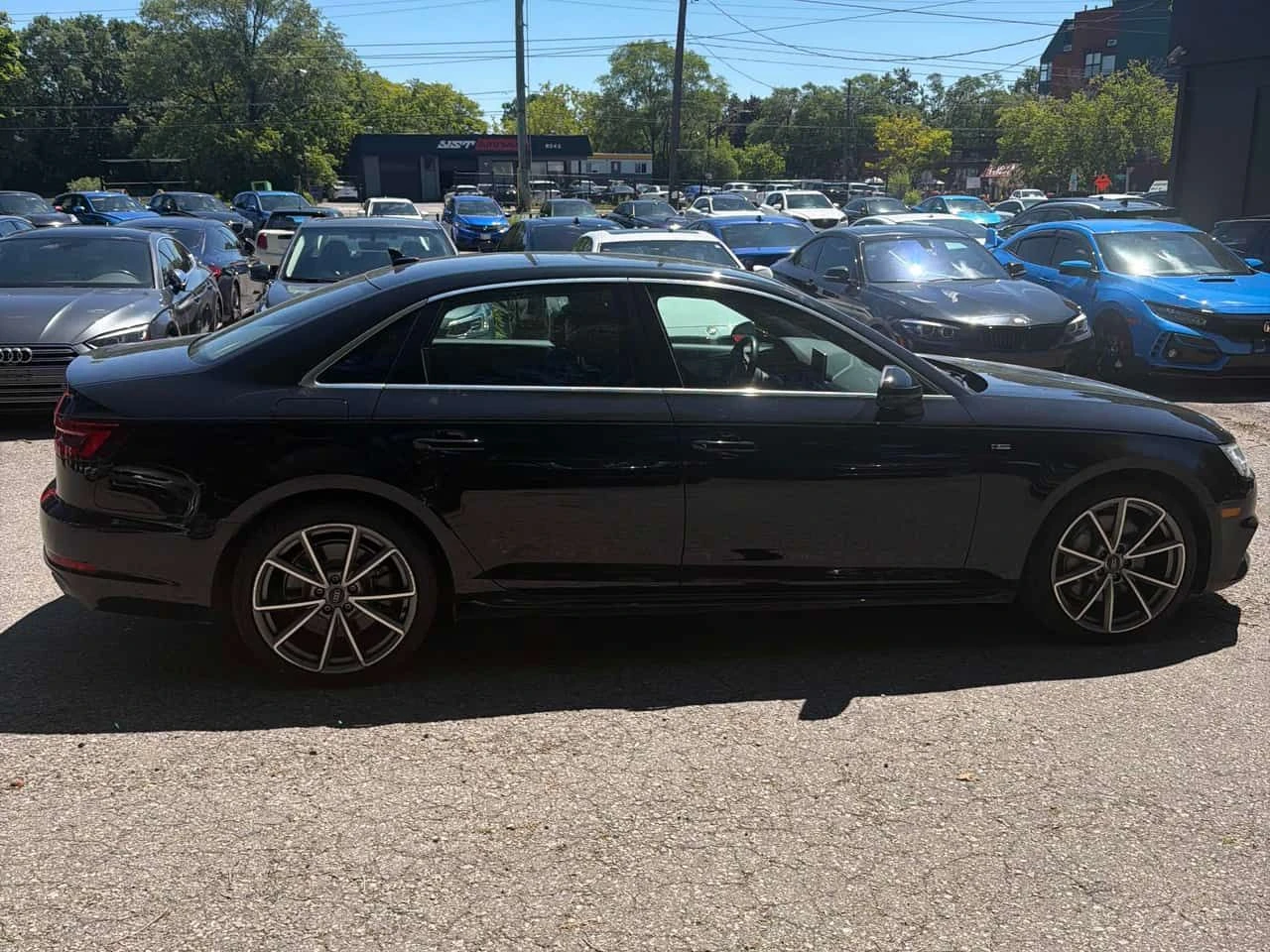 Audi A4 Progressiv * CARFAX * БЕЗ ПЪРВОНАЧАЛНА ВНОСКА, снимка 3 - Автомобили и джипове - 55014644