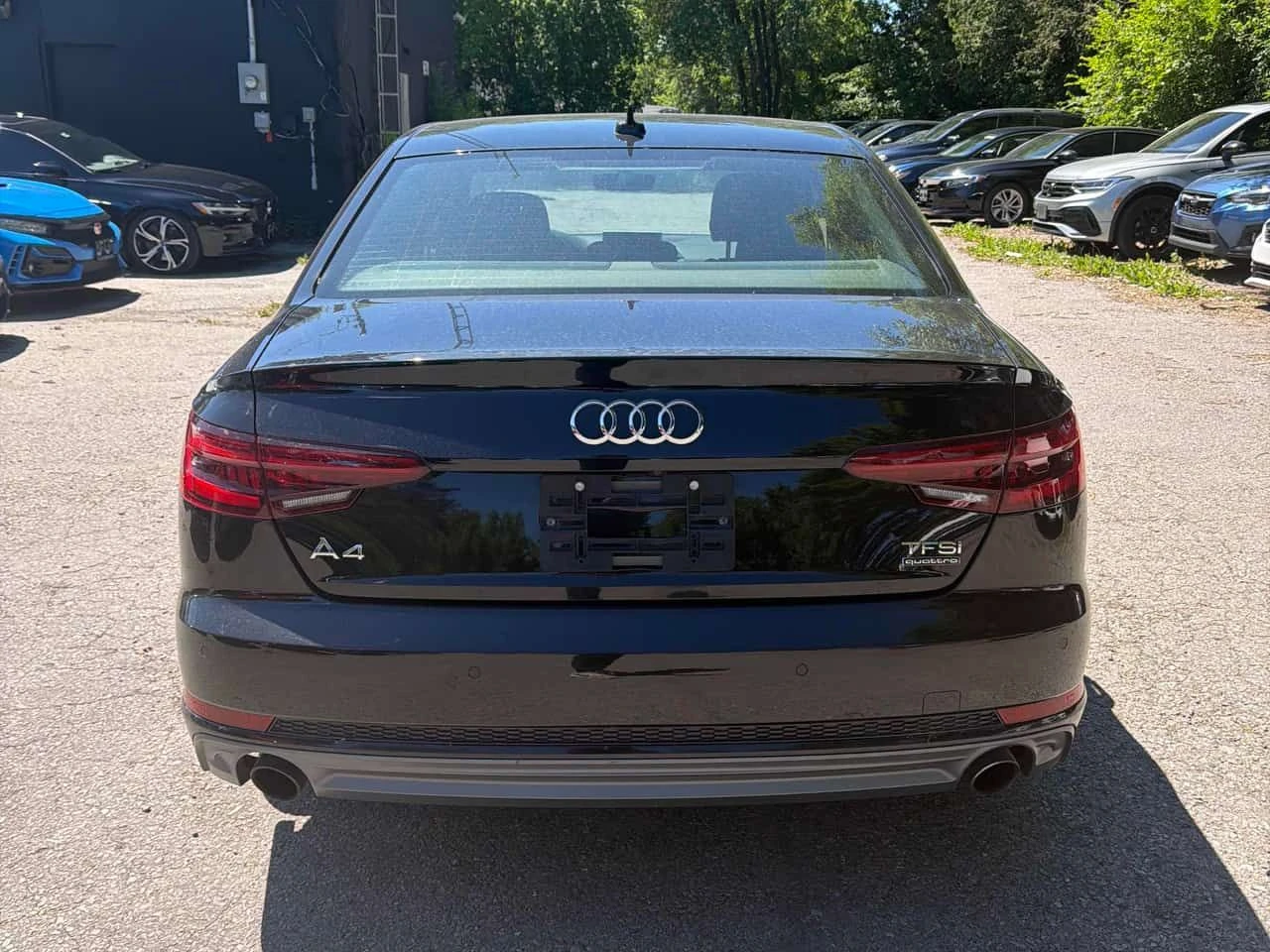 Audi A4 Progressiv * CARFAX * БЕЗ ПЪРВОНАЧАЛНА ВНОСКА, снимка 4 - Автомобили и джипове - 55014644